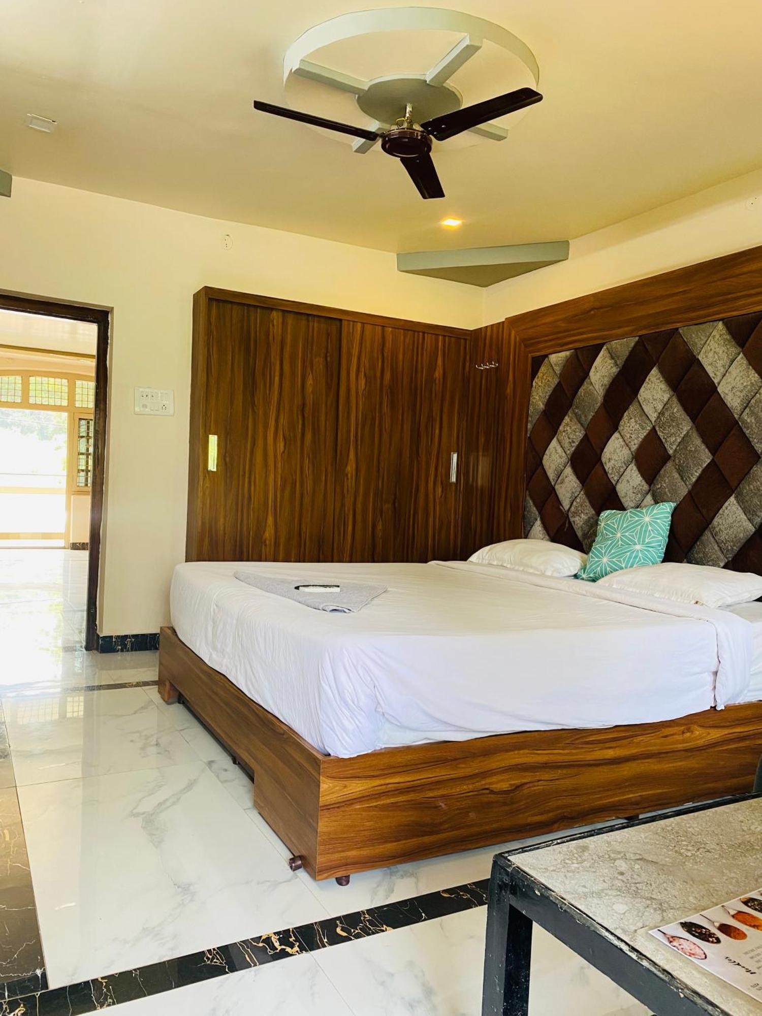 Natures Nest Araku Resort ภายนอก รูปภาพ