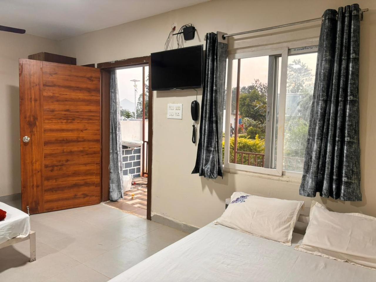 Natures Nest Araku Resort ภายนอก รูปภาพ