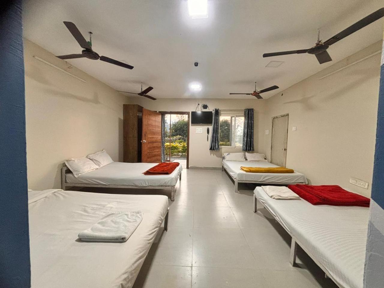 Natures Nest Araku Resort ภายนอก รูปภาพ