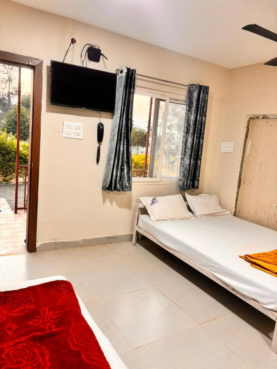 Natures Nest Araku Resort ภายนอก รูปภาพ